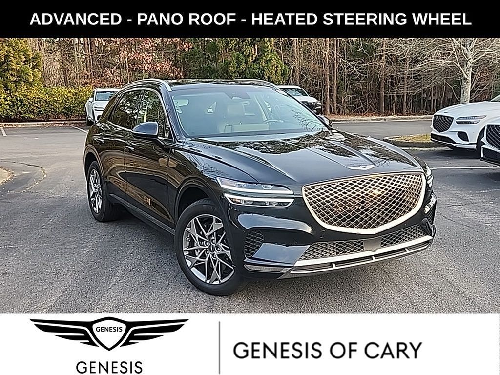 2025 GENESIS GV70 Standard's photo