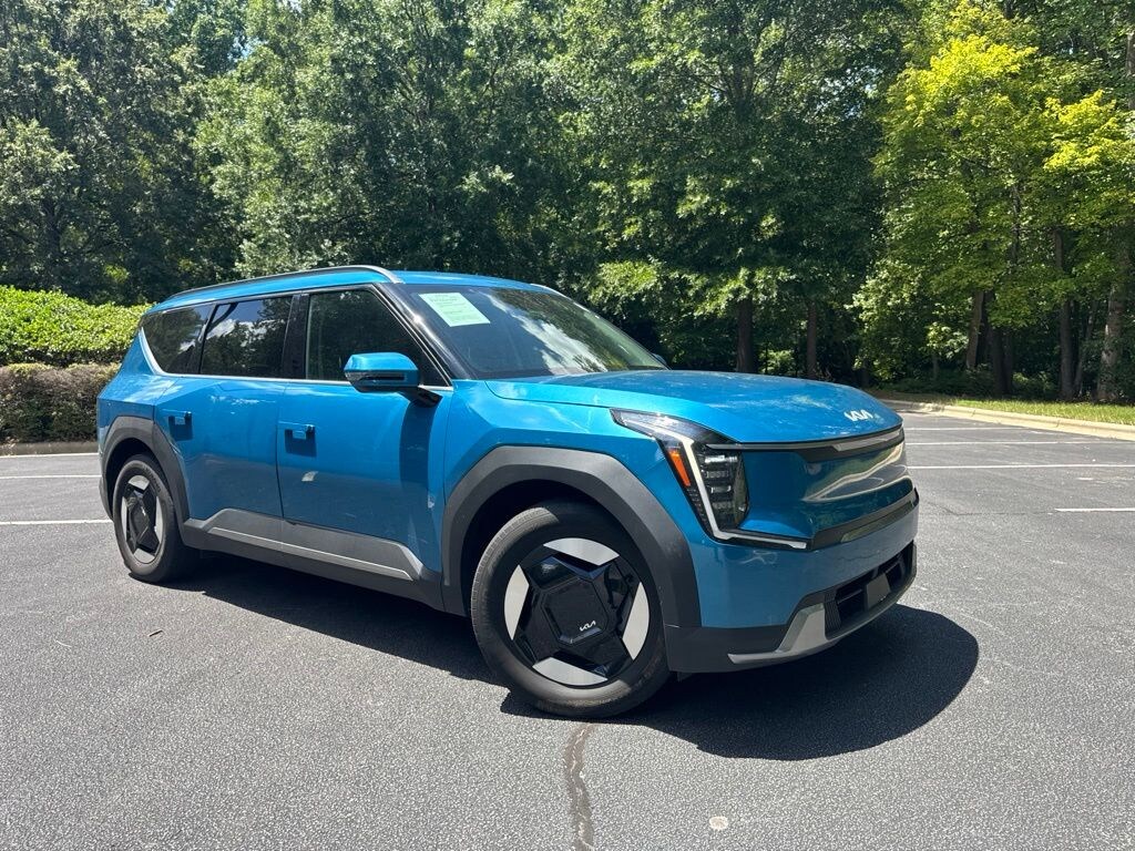 Used 2024 Kia EV9 Wind SUV
