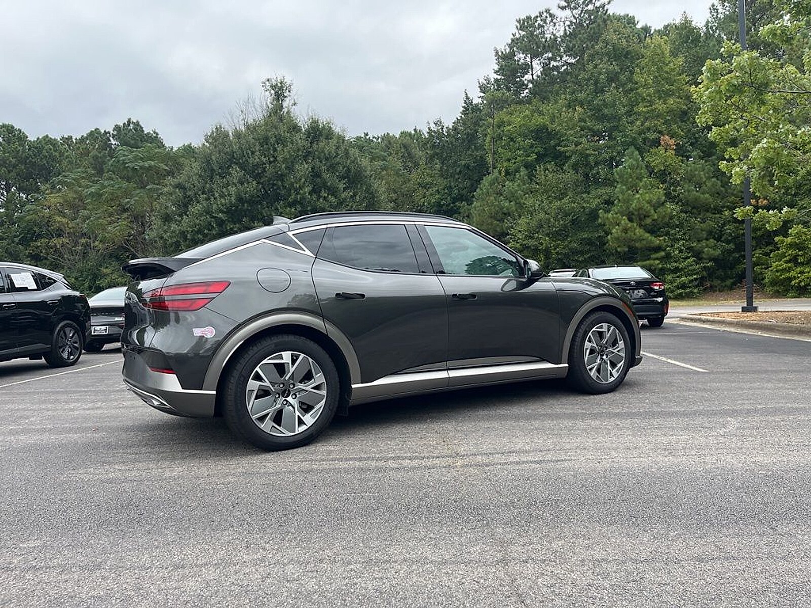 2025 Genesis GV60 RWD photo 4