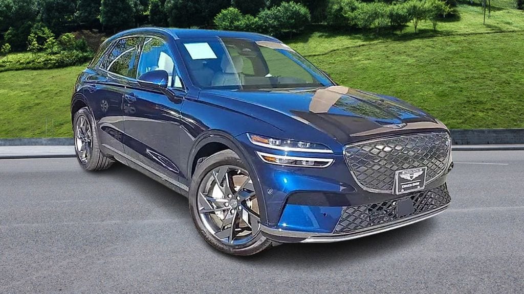 Used 2025 GENESIS GV70 Advanced with VIN 5NMMCET13SH004153 for sale in Cary, NC