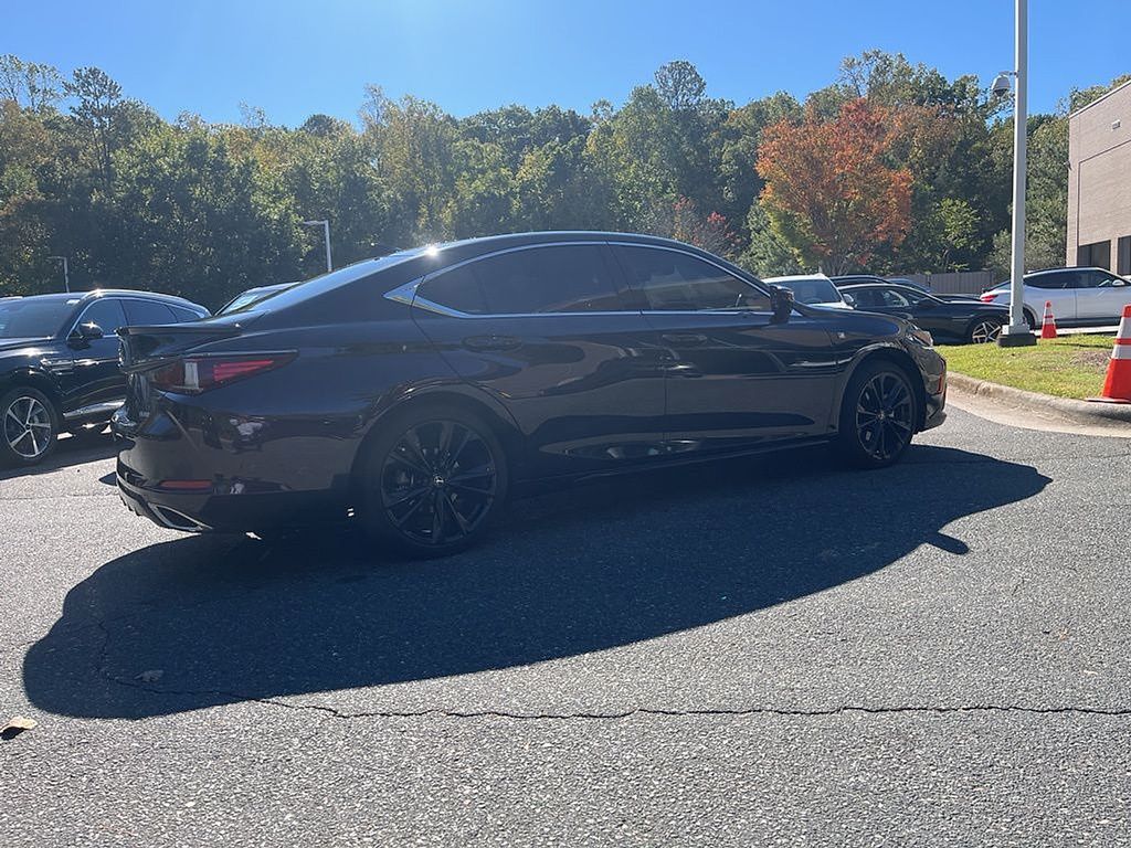 2025 Lexus ES 350 F SPORT Handling photo 4