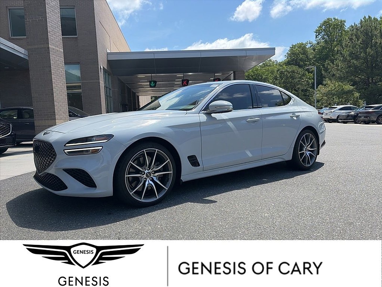 2022 Genesis G70 3.3T Standard's photo