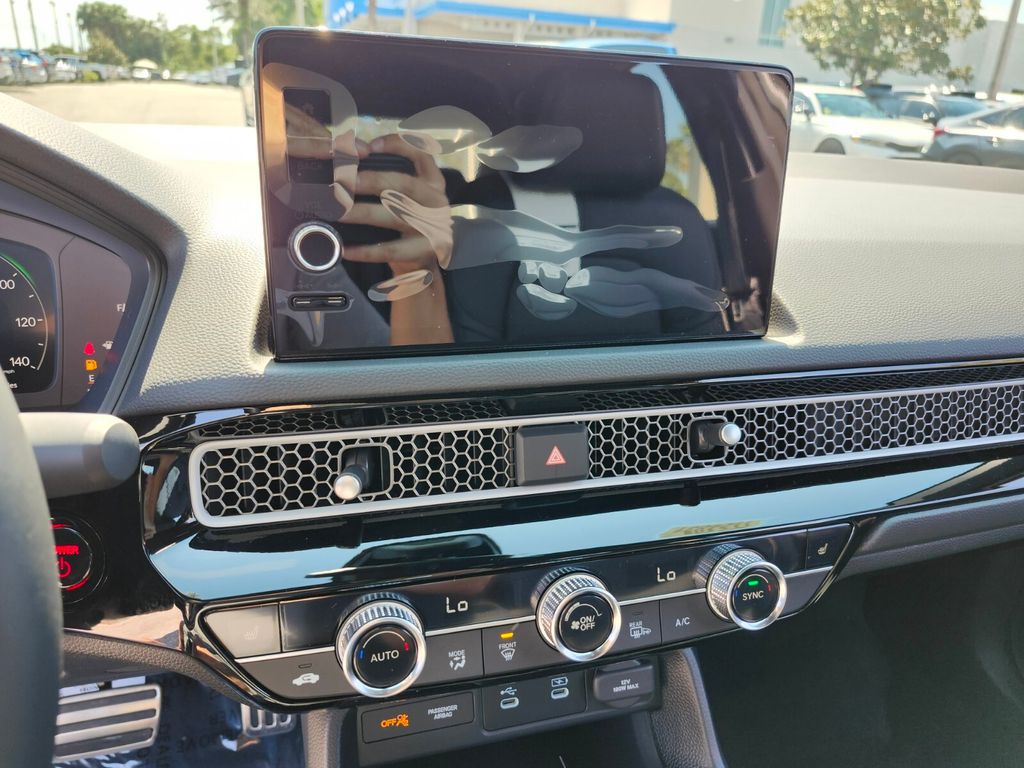 2025 Honda Civic Sport Touring - Photo 22