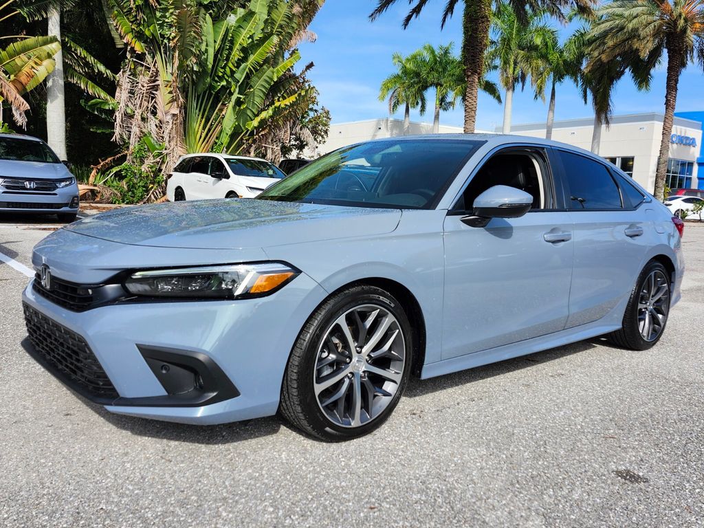 2024 Honda Civic Touring photo 3