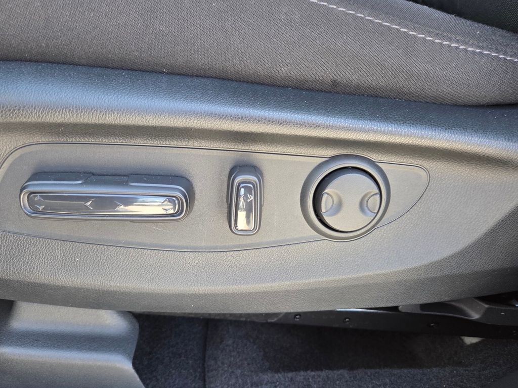 2024 Honda CR-V EX - Photo 10