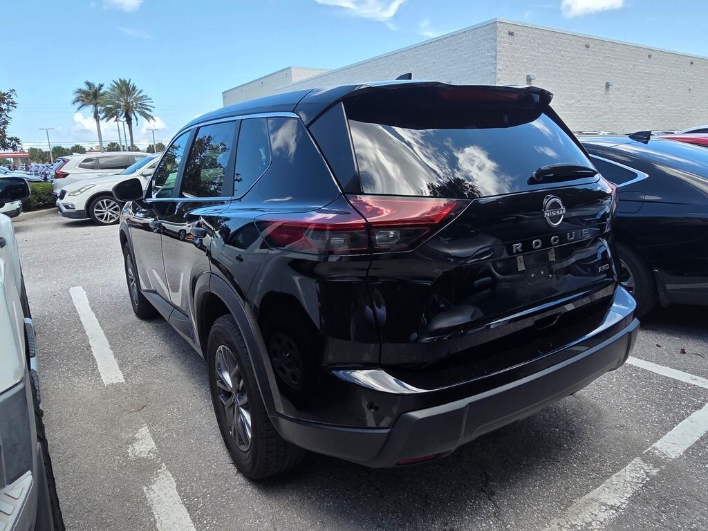 Used 2024 Nissan Rogue S SUV