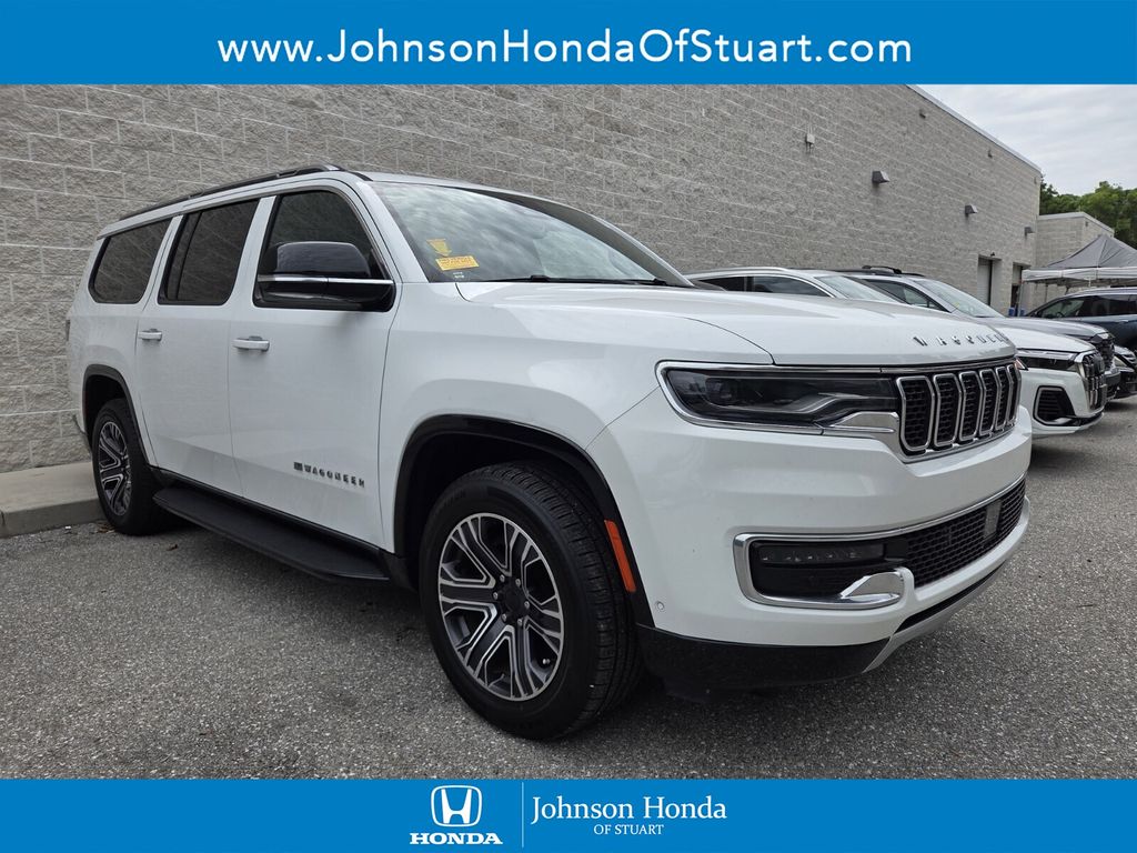 2024 Jeep Wagoneer L's photo