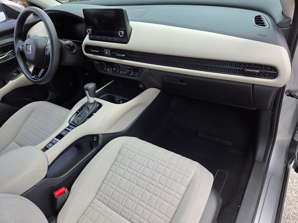 2024 Honda HR-V LX - Photo 18
