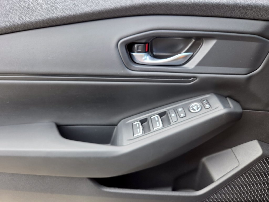 2025 Honda Accord SE - Photo 30