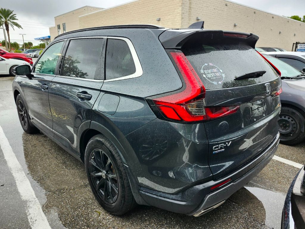 2023 Honda CR-V Hybrid Sport photo 4