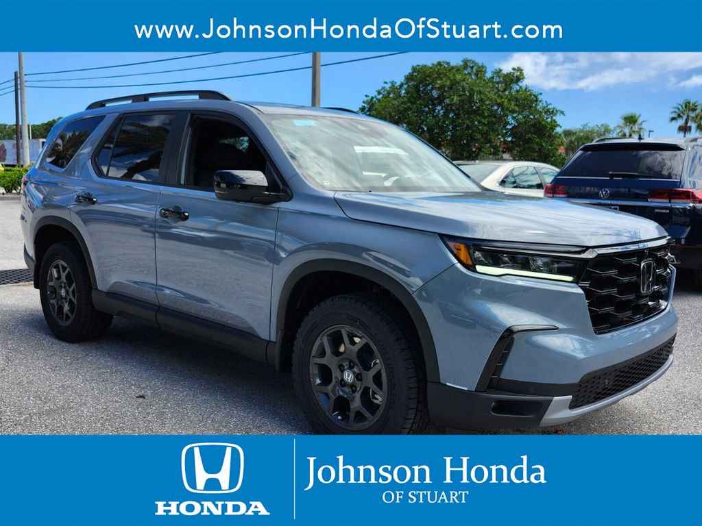 2025 Honda Pilot TrailSport's photo