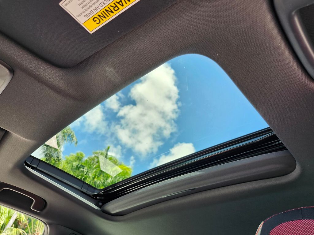 2026 Honda Civic Si - Photo 19