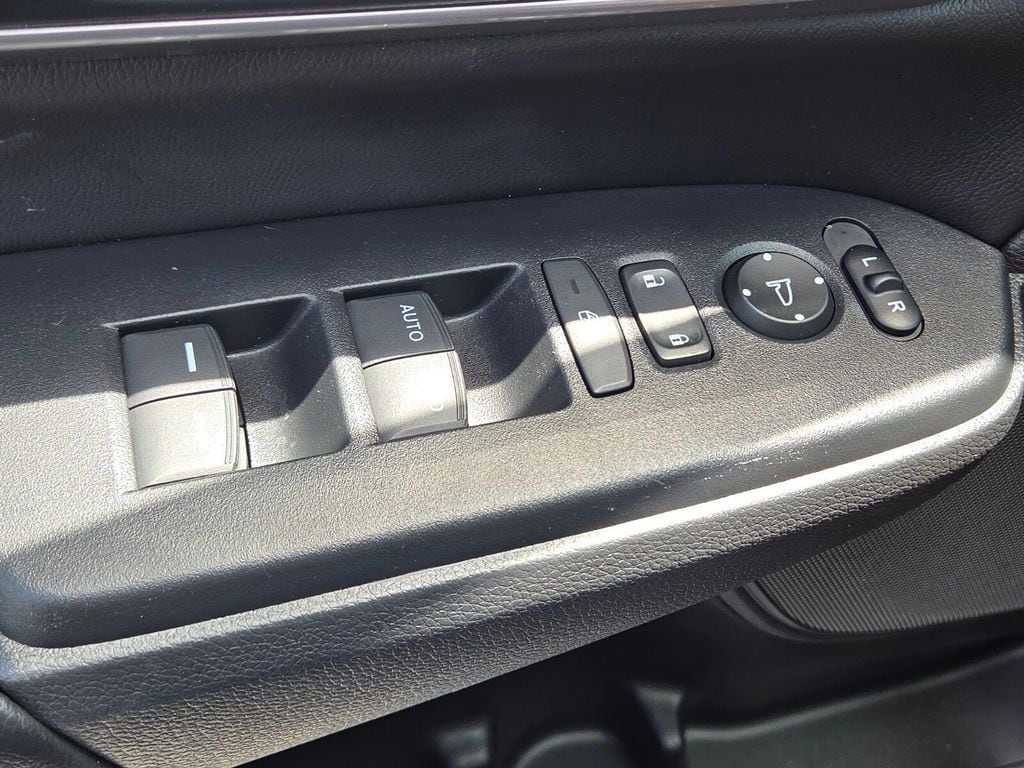 2022 Honda CR-V EX-L - Photo 30