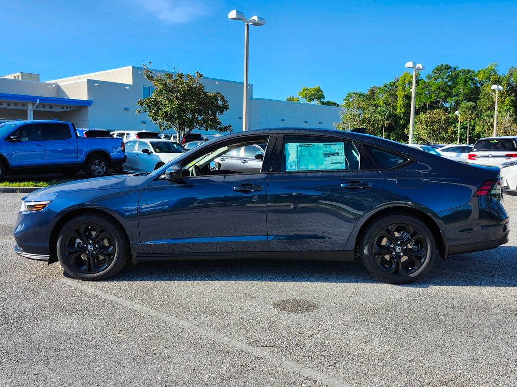 2025 Honda Accord SE photo 4