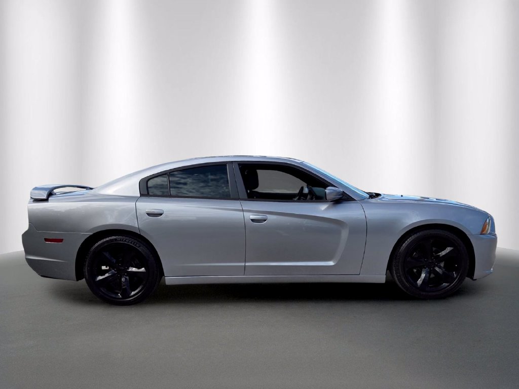 Used 2014 Dodge Charger SXT with VIN 2C3CDXHG4EH134724 for sale in Stuart, FL