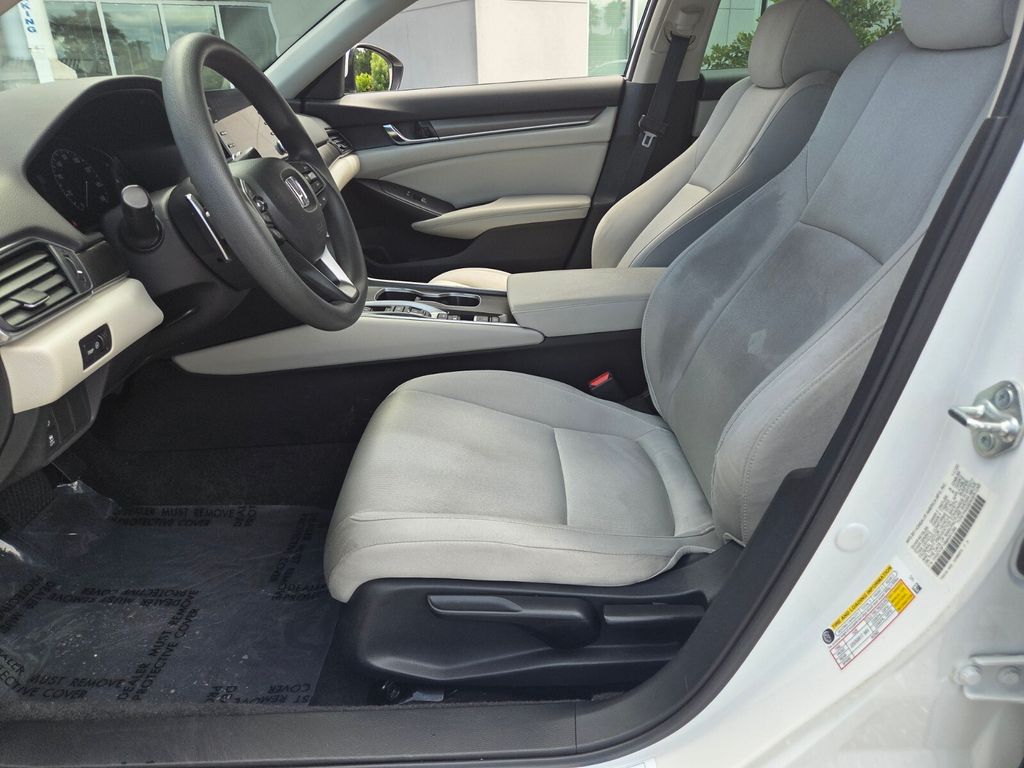 2021 Honda Accord Hybrid - Photo 9