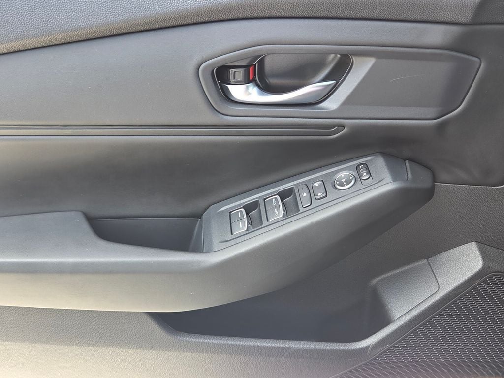 2024 Honda Accord EX - Photo 31