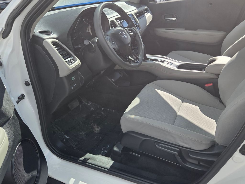 2022 Honda HR-V LX - Photo 9