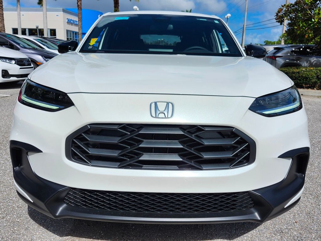2026 Honda HR-V Sport photo 2