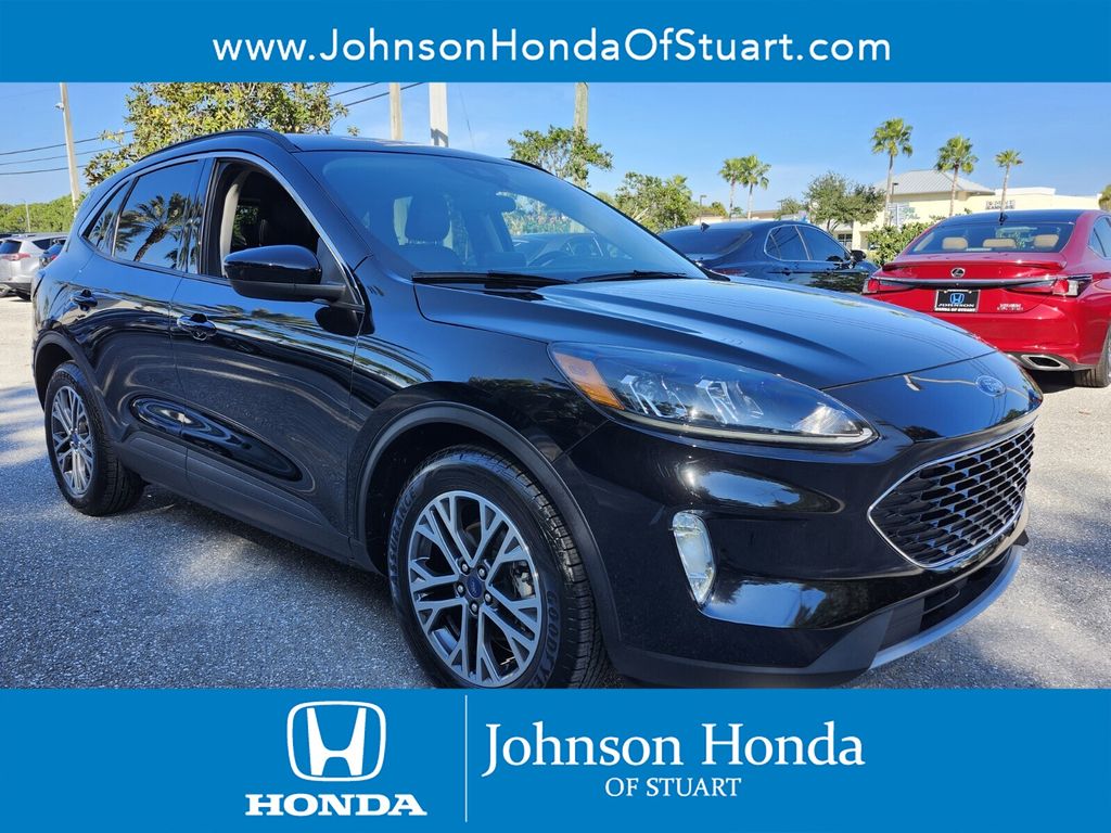 2020 Ford Escape SEL's photo