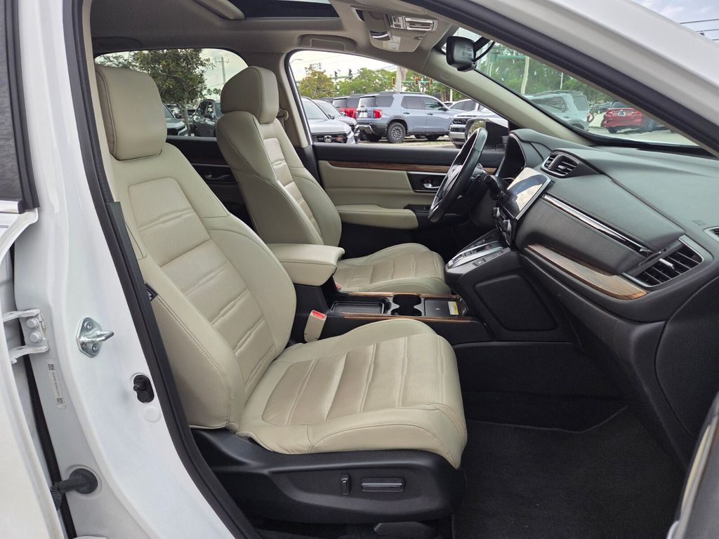 2022 Honda CR-V Touring - Photo 20