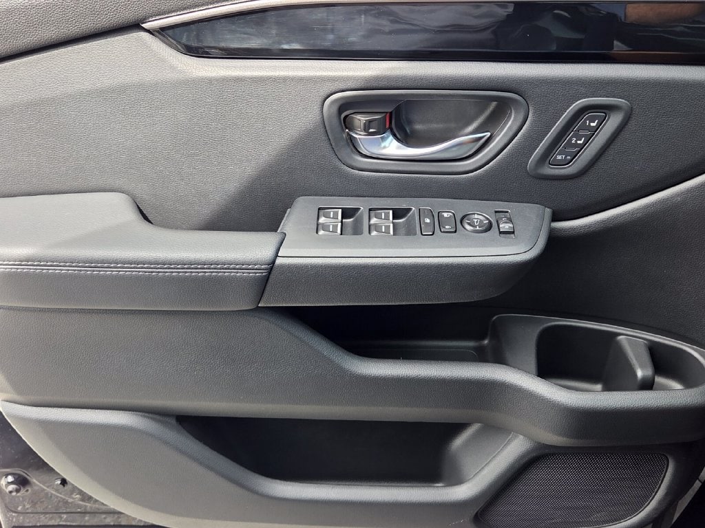 2024 Honda Pilot EX-L - Photo 28