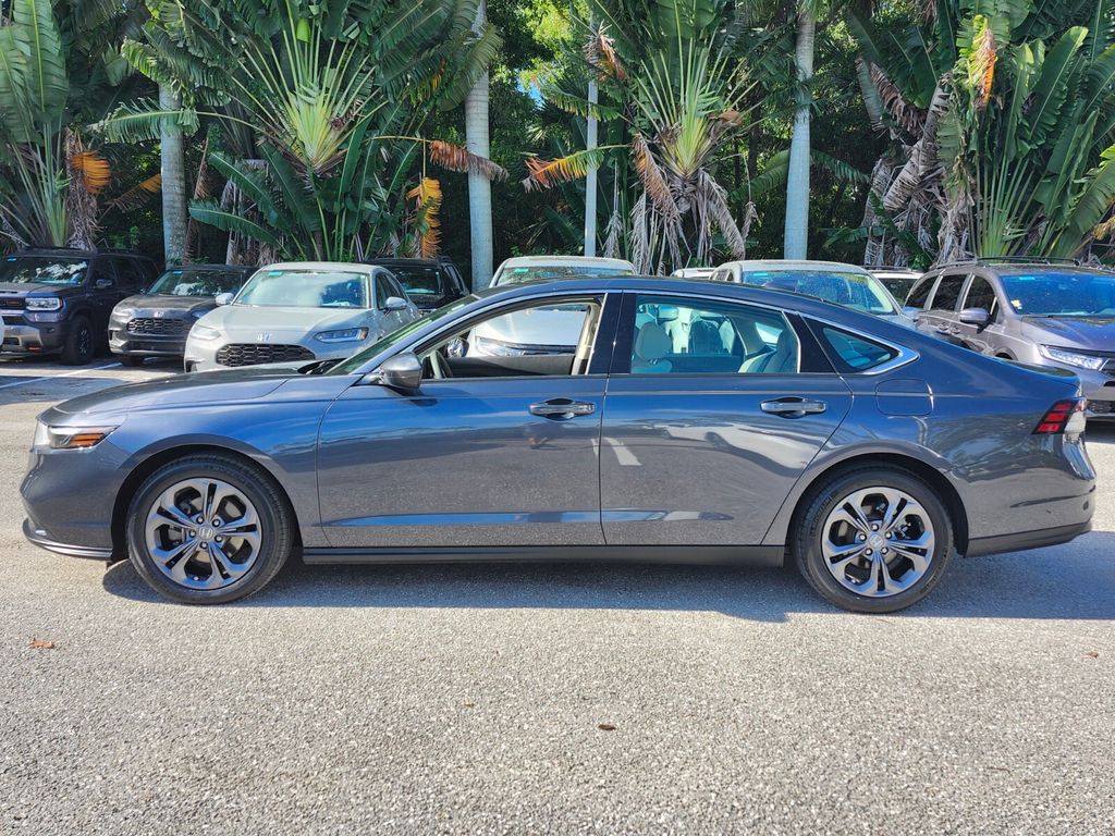 2023 Honda Accord EX photo 4
