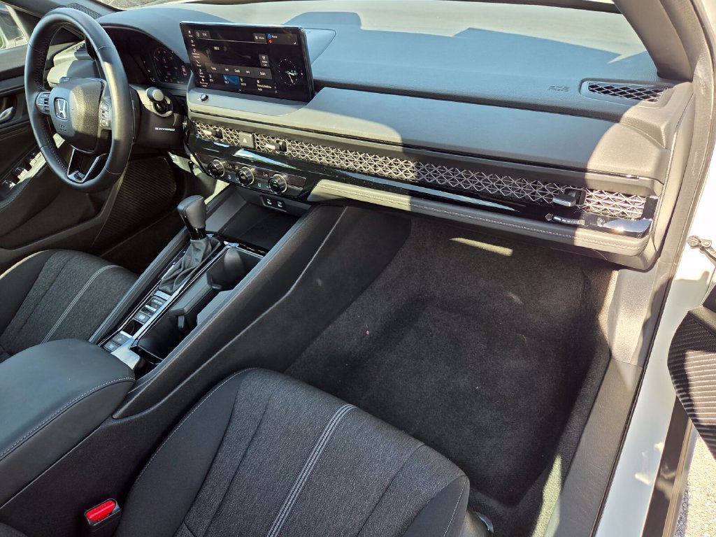 2024 Honda Accord Hybrid Sport - Photo 18