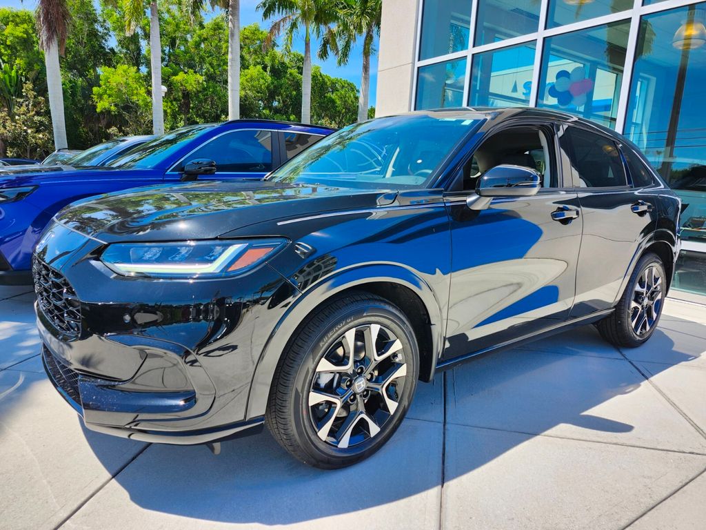 2026 Honda HR-V EX-L photo 3