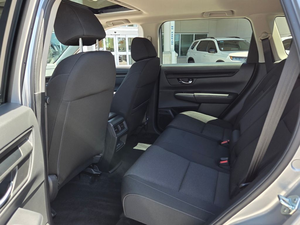 2024 Honda CR-V EX - Photo 11