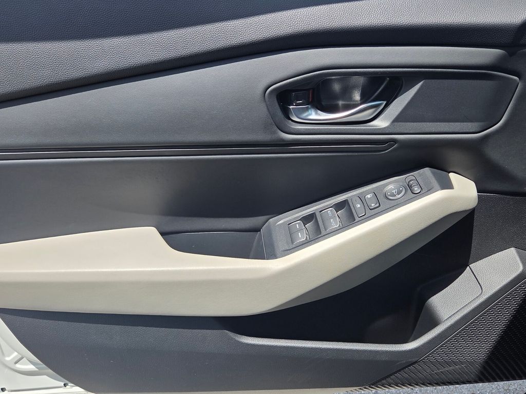 2024 Honda Accord EX - Photo 31