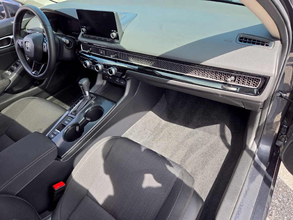 2024 Honda Civic EX - Photo 17