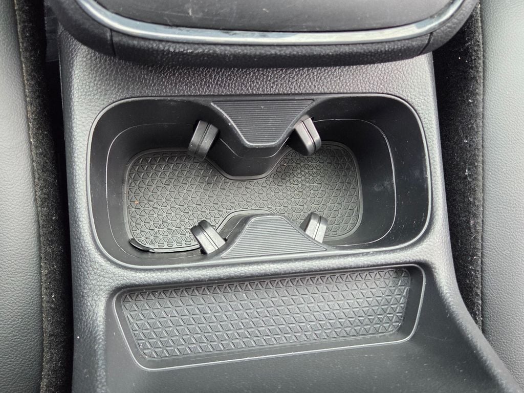 2025 Honda CR-V Sport Touring - Photo 32