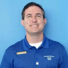 Staff member Scott Tuscan from 48a9cb354161