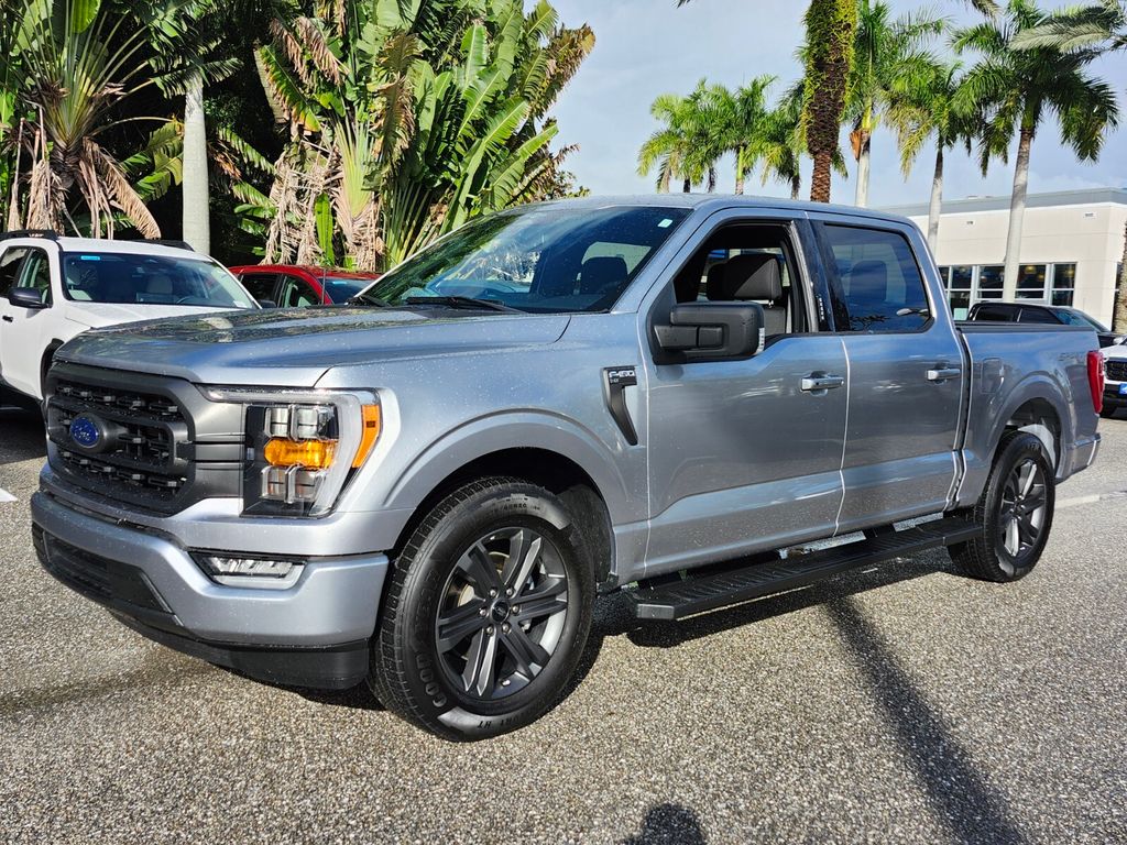 2023 Ford F-150 XLT photo 3