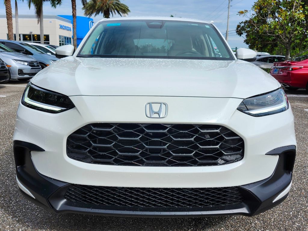 2026 Honda HR-V LX photo 2