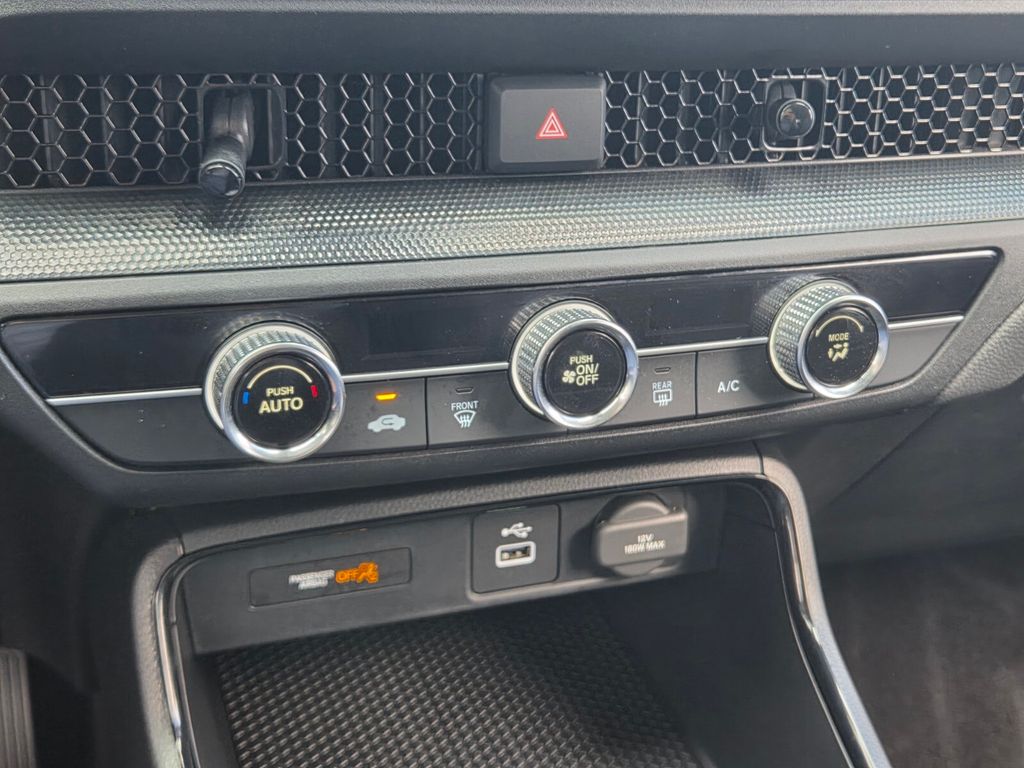 2025 Honda CR-V LX - Photo 24
