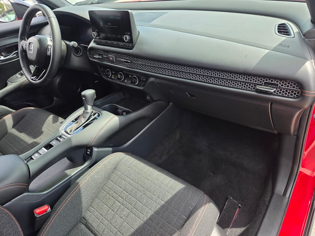 2025 Honda HR-V Sport - Photo 18