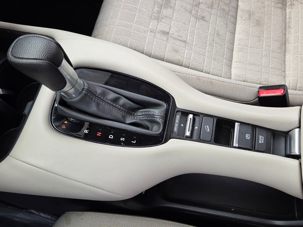 2023 Honda HR-V LX - Photo 28