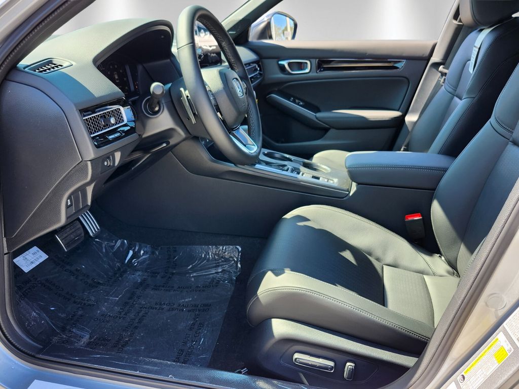 2025 Honda Civic Sport Touring - Photo 8
