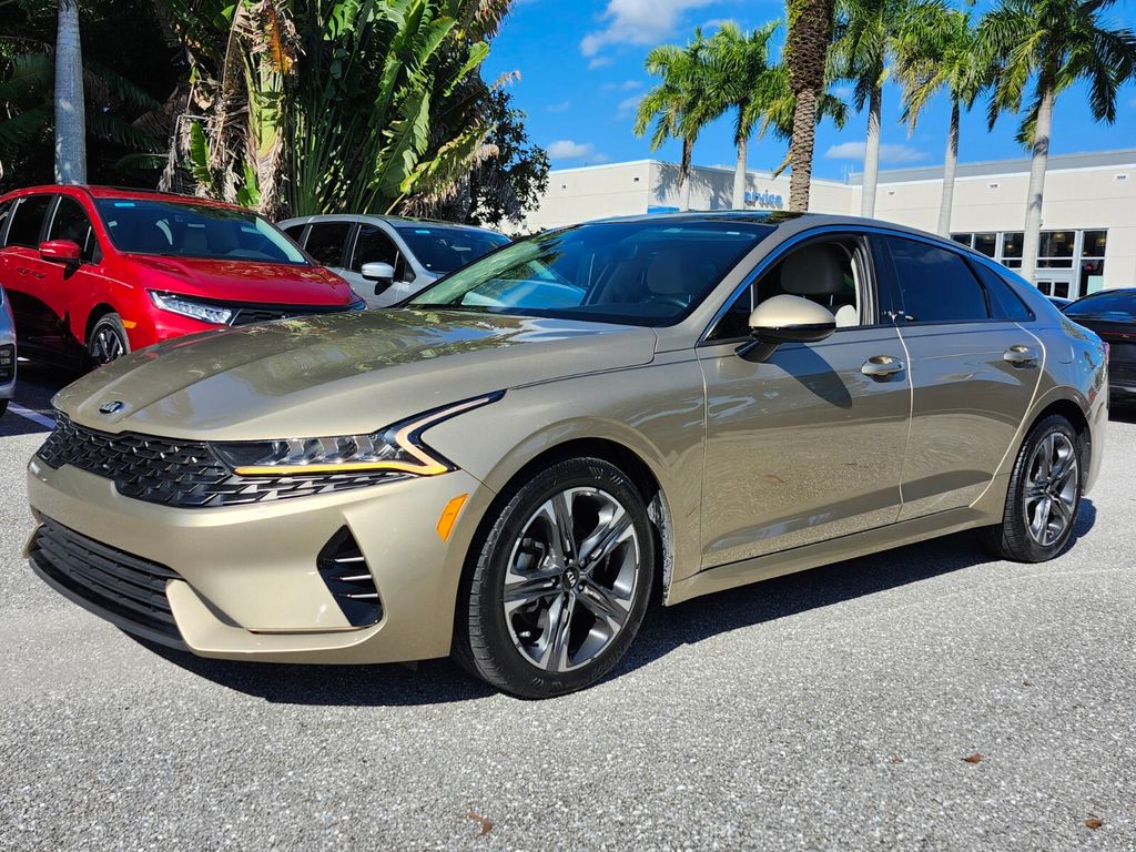 2021 Kia K5 EX photo 3