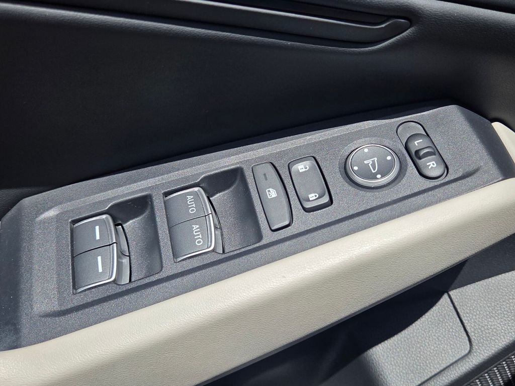 2024 Honda Accord EX - Photo 30