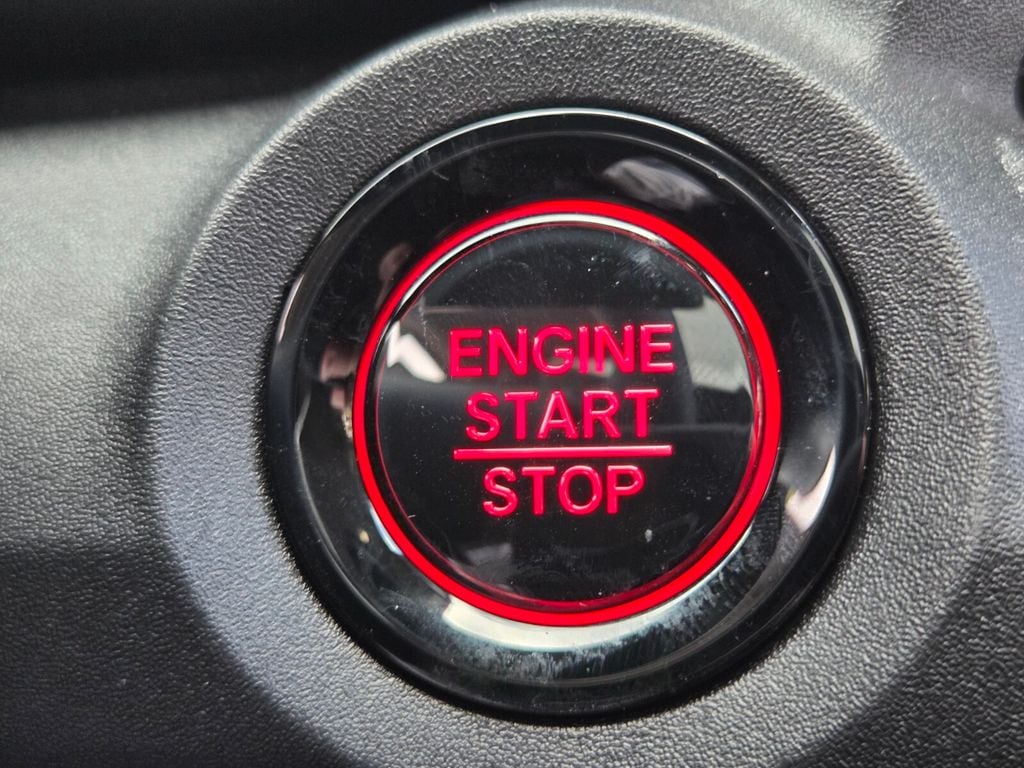 2025 Honda CR-V LX - Photo 29
