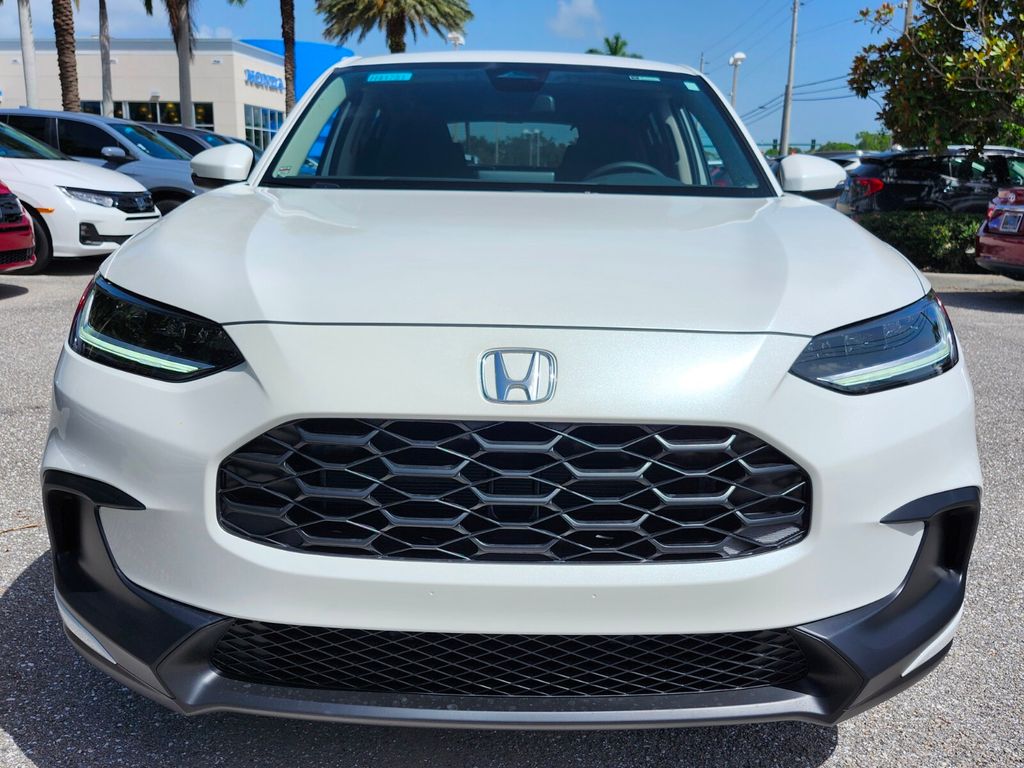 2026 Honda HR-V LX photo 2