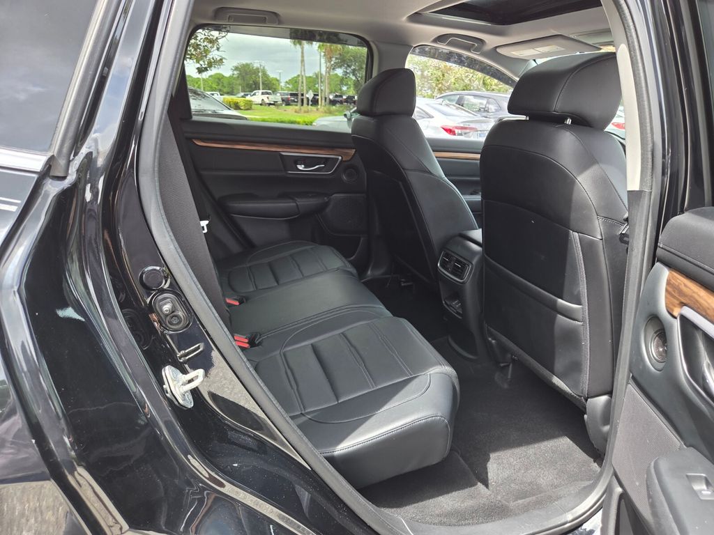 2017 Honda CR-V Touring - Photo 18