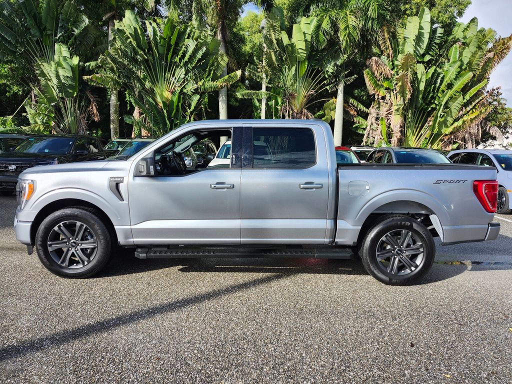 2023 Ford F-150 XLT photo 4