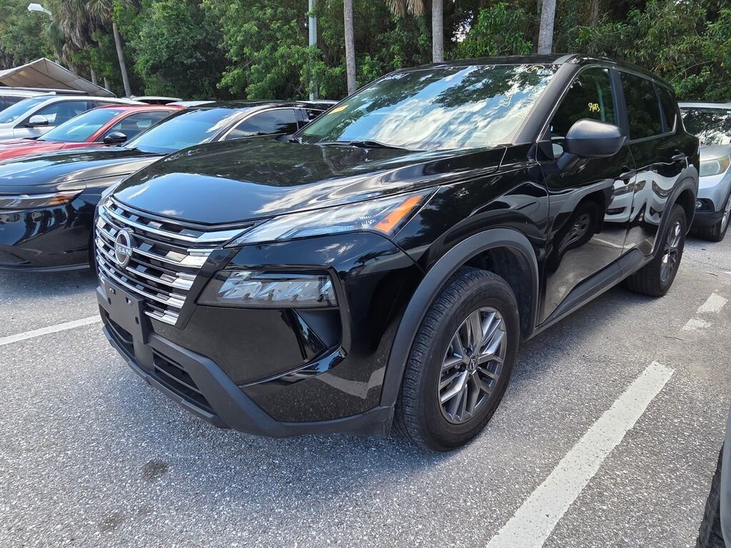 Used 2024 Nissan Rogue S SUV