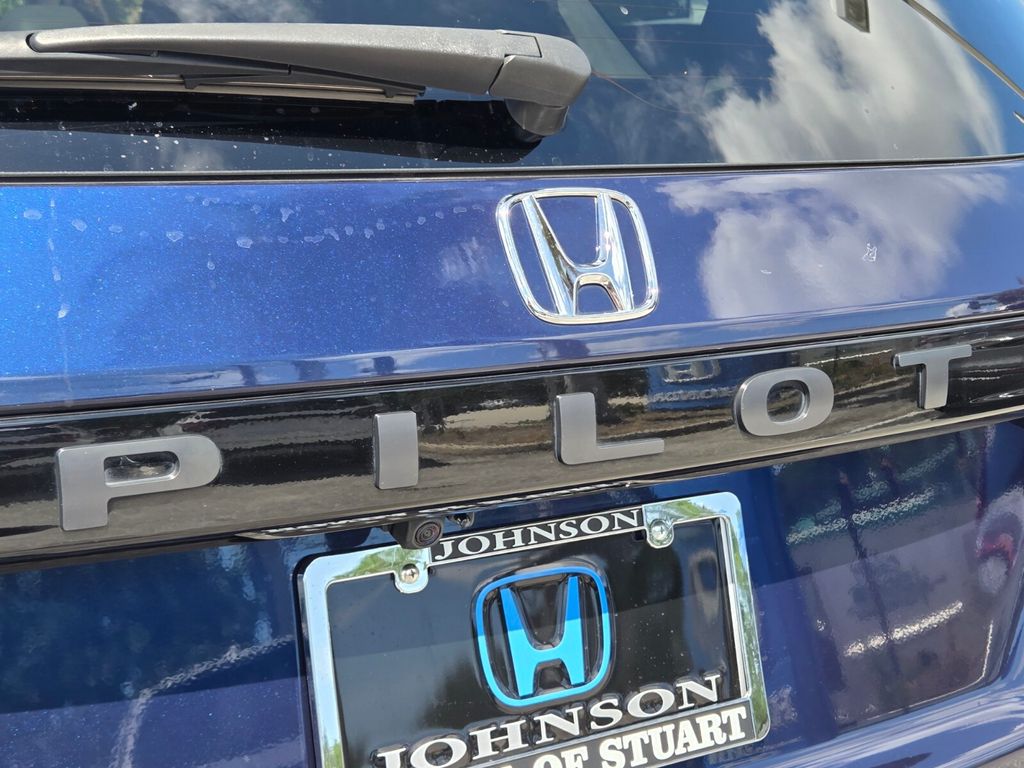 2024 Honda Pilot Touring - Photo 16