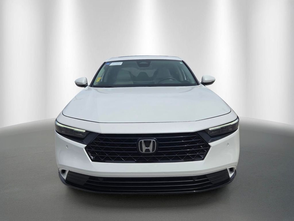 2024 Honda Accord Hybrid EX-L - Photo 8