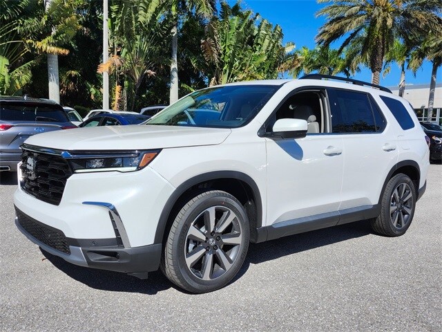 2025 Honda Pilot Touring photo 3